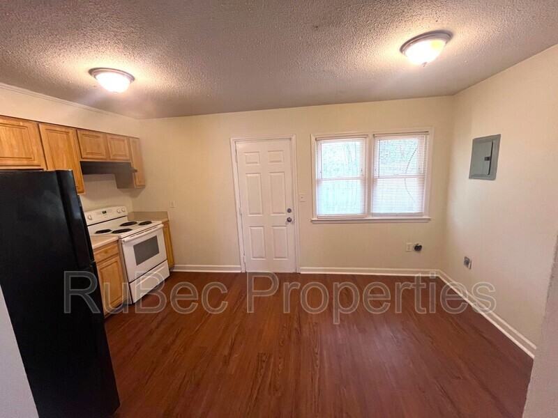 3116 Grierton Ct #1 - Photo 3 of 8