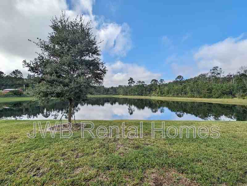 3842 Hammock Bluff Dr - Photo 7 of 10