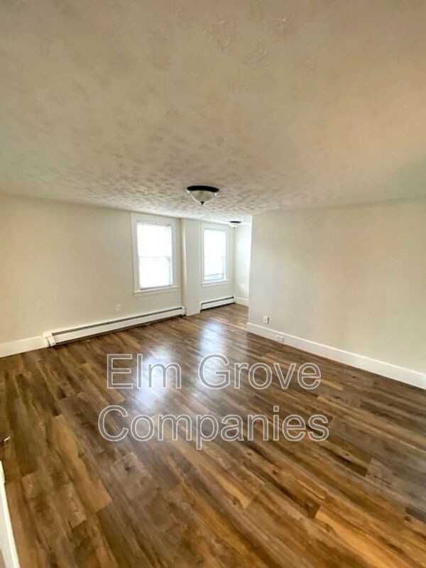 56 Pennacook St - Photo 3 of 7