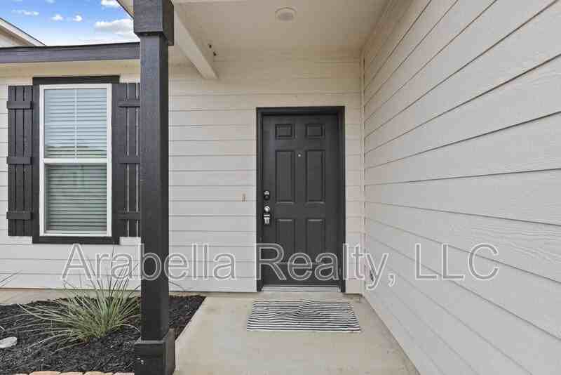 440 Lynwood Gold - Photo 2 of 27