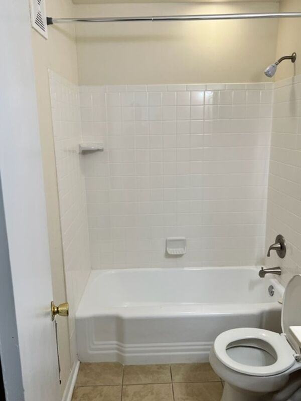 2121 Angus Rd #4 - Photo 6 of 10