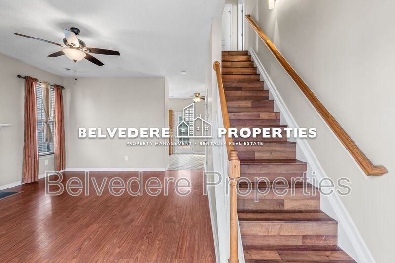 1434 Waverly St - Photo 3 of 33