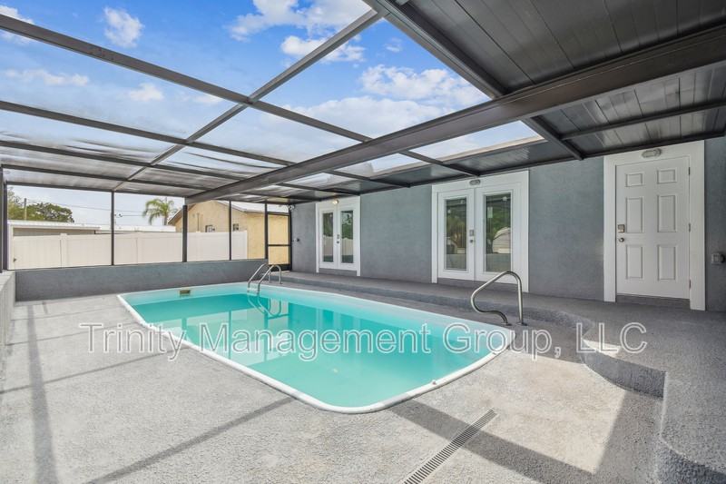 380 Jeru Blvd - Photo 7 of 21