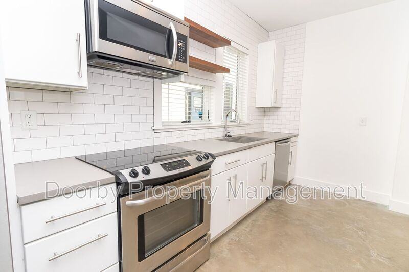 1522 Adams St #116 - Photo 7 of 16