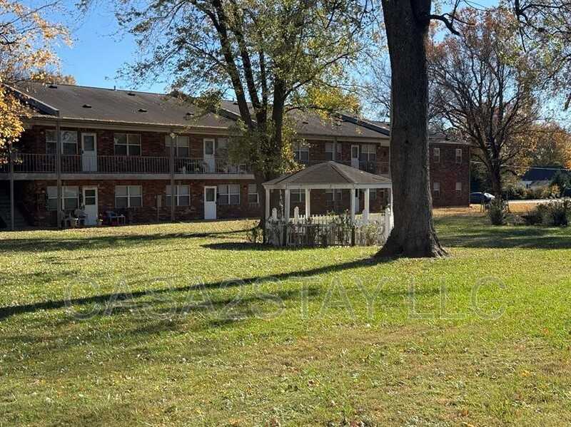 2170 Saint Johns Place #2170 - Photo 7 of 10