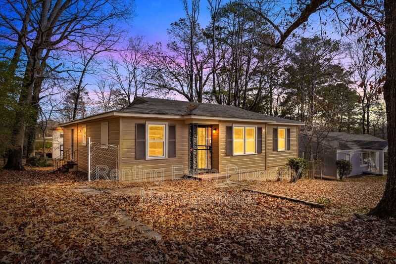 1317 Glenwood Street Northwest