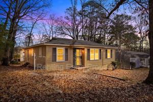 featured image of 1317 Glenwood St Nw