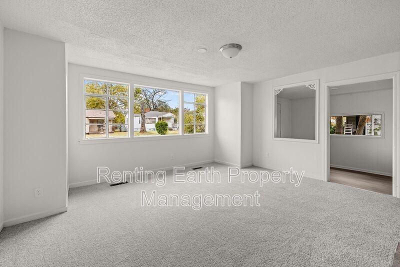 1893 Princeton Ct Sw - Photo 4 of 18