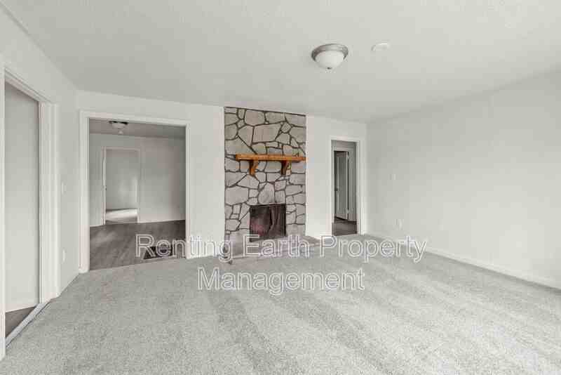 1893 Princeton Ct Sw - Photo 5 of 18