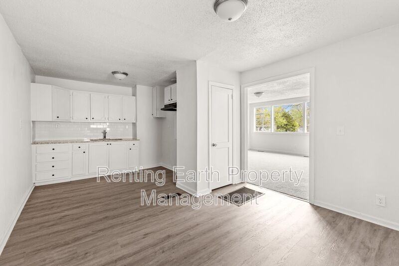 1893 Princeton Ct Sw - Photo 7 of 18