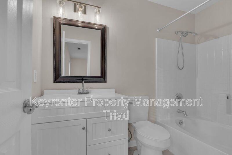 1812 Kildare Woods Dr - Photo 4 of 37