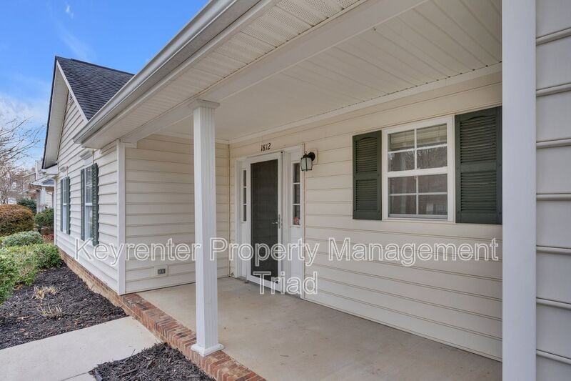 1812 Kildare Woods Dr - Photo 7 of 37