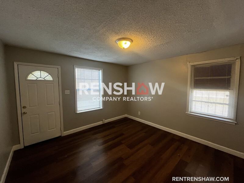 877 Polk Ave #1 - Photo 4 of 11