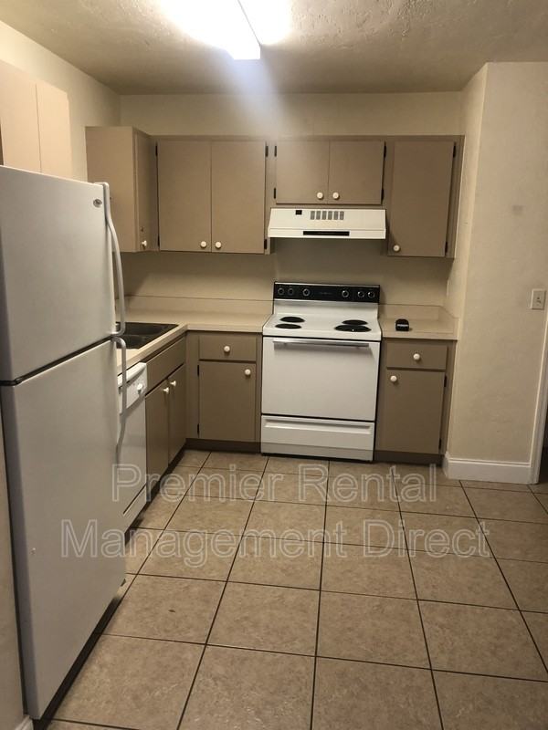 1306 Shady Ter #1 - Photo 2 of 6