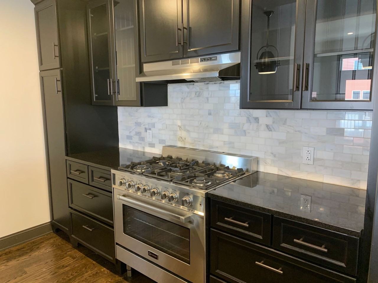 939res - Photo 3 of 50