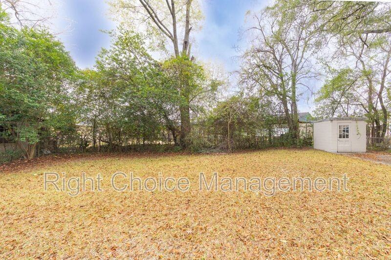 519 Parkchester Drive - Photo 3 of 18