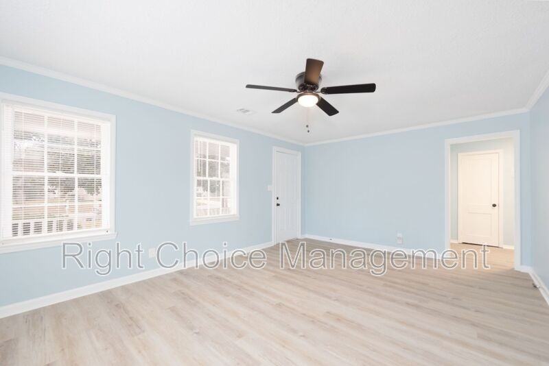 519 Parkchester Drive - Photo 6 of 18