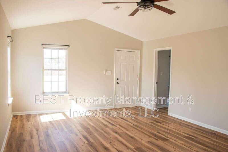 3225 Lasalle Street - Photo 5 of 36