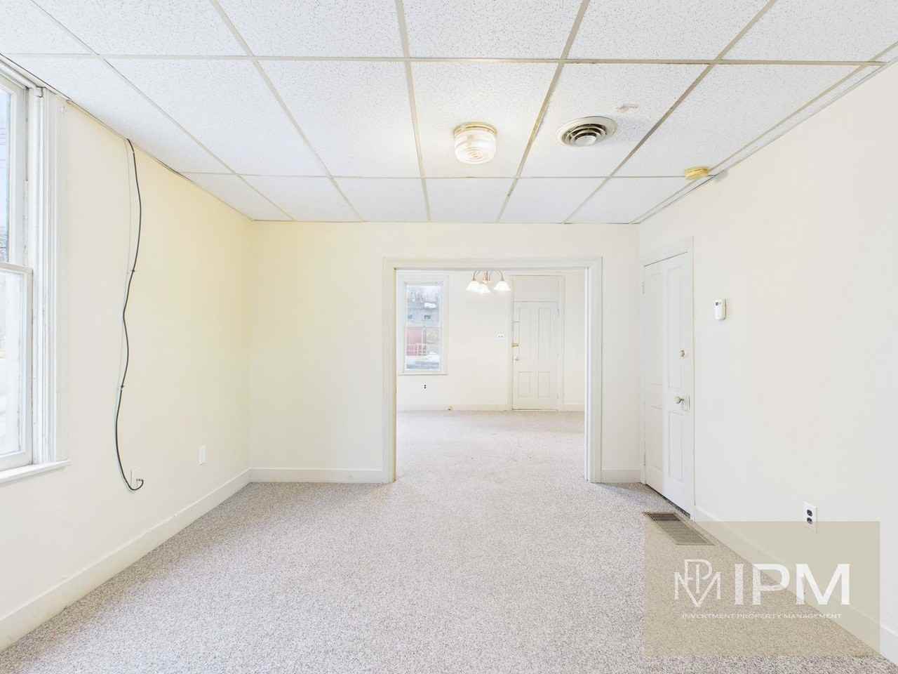 95 S Front St - Photo 5 of 21