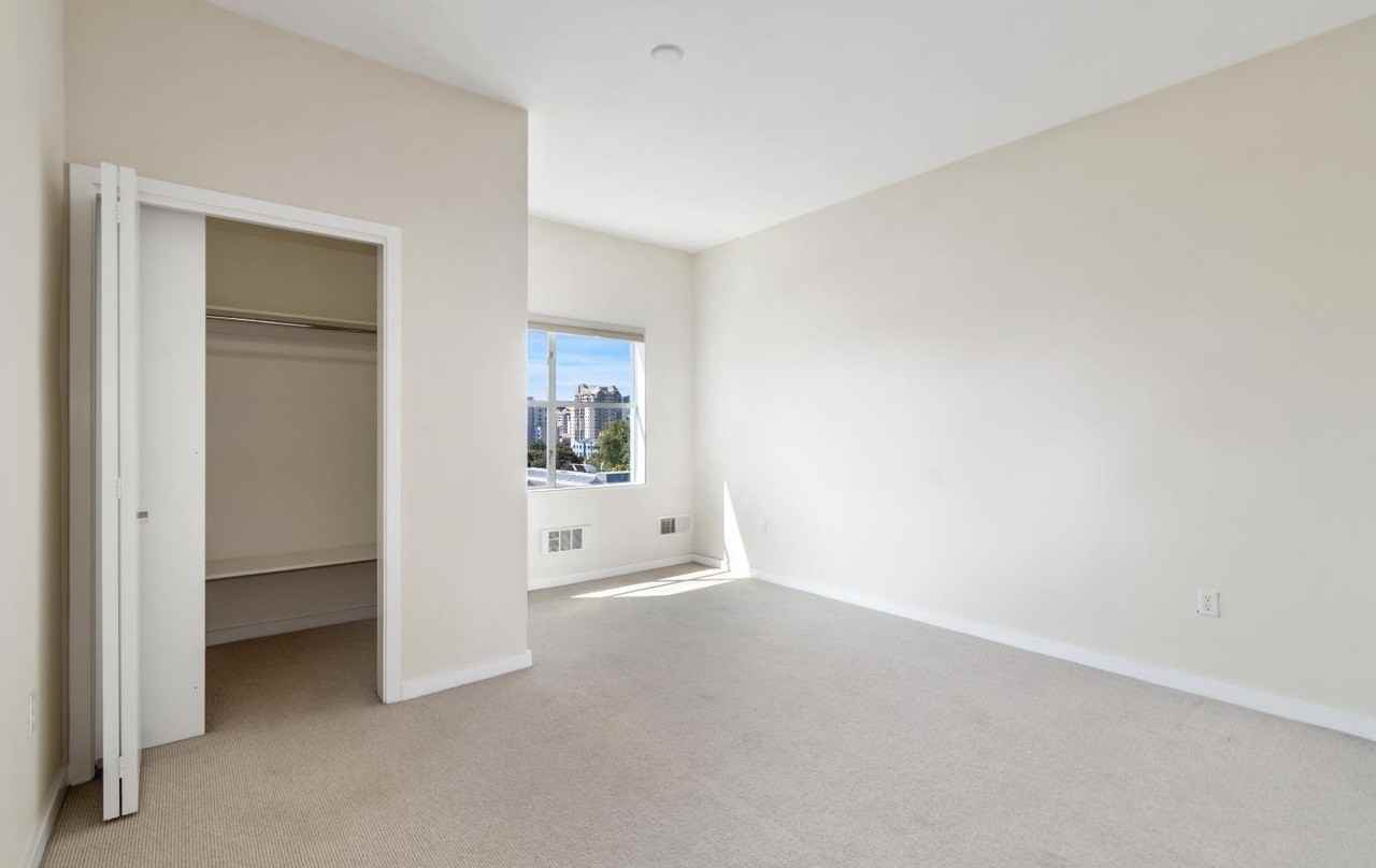 1600 Webster St - Photo 7 of 7