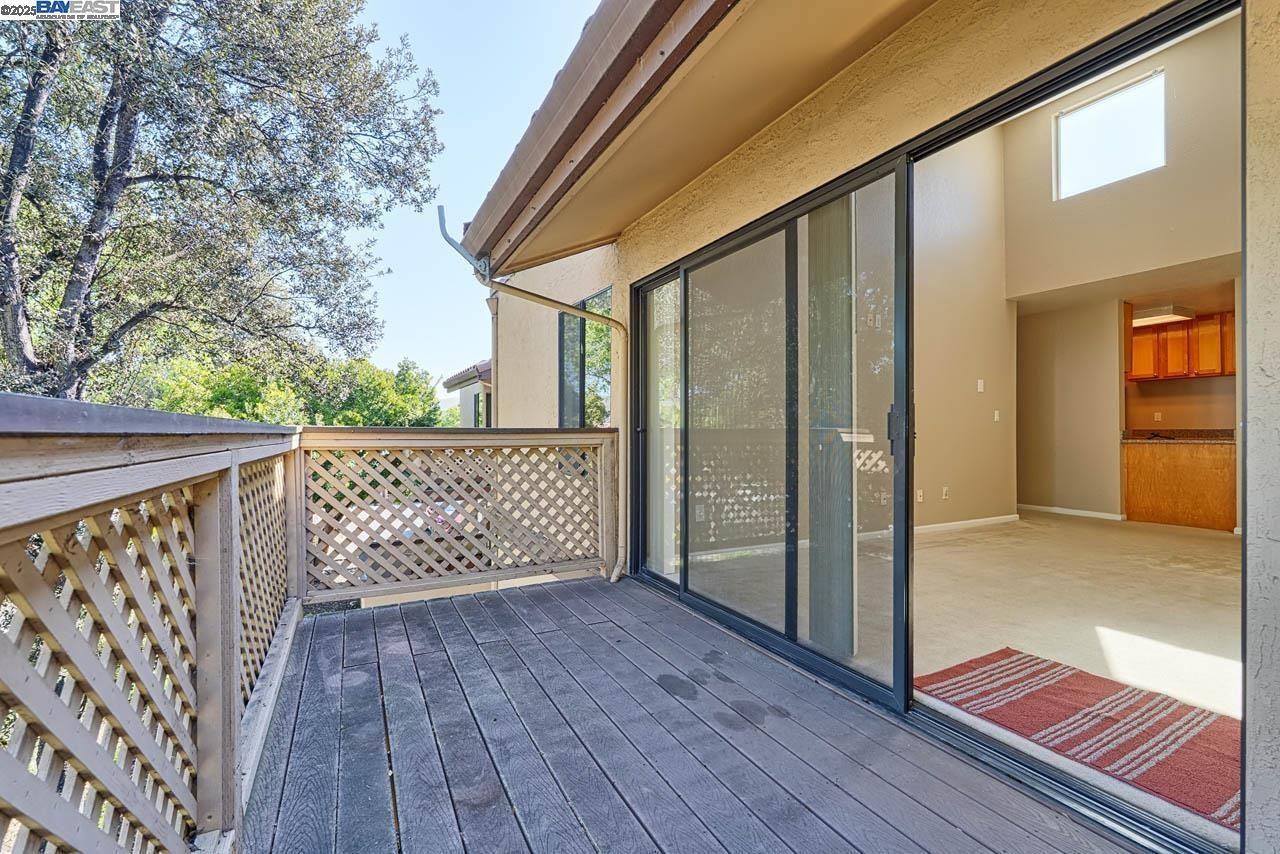 3300 Wolcott Cmn - Photo 5 of 8