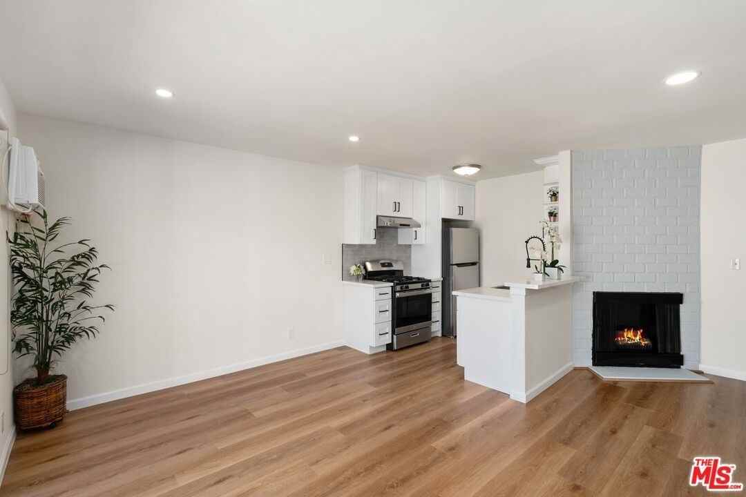 3640 Cardiff Ave - Photo 2 of 7