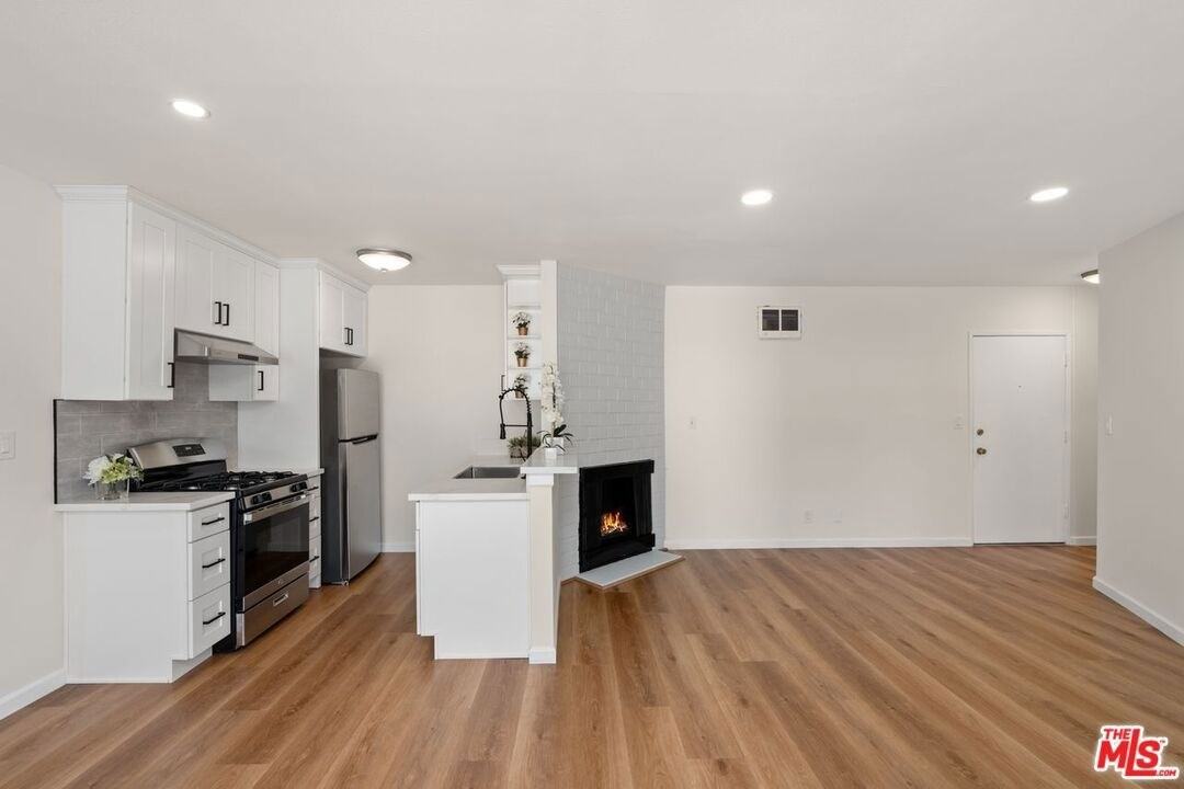 3640 Cardiff Ave - Photo 3 of 7