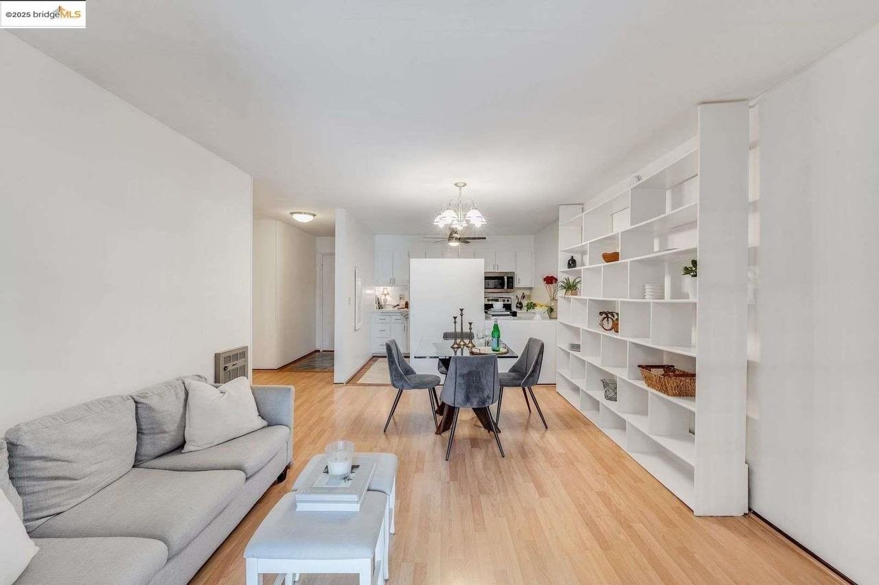 500 Vernon St - Photo 2 of 9