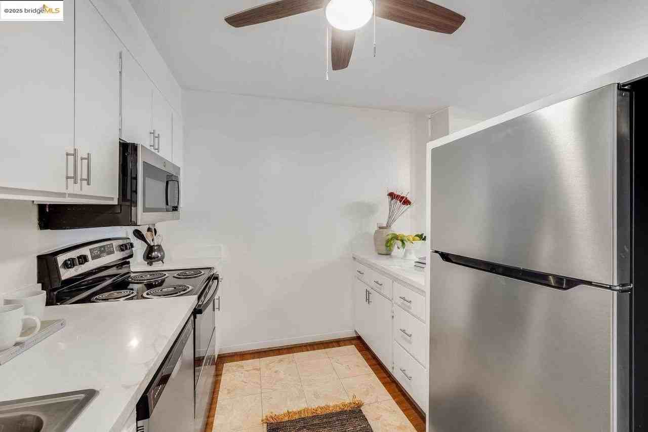 500 Vernon St - Photo 6 of 9