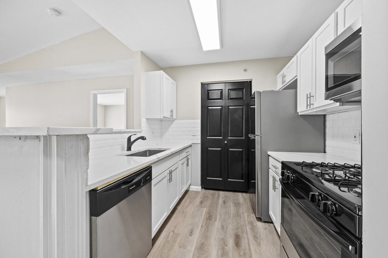 Huron River Ypsilanti - Photo 2 of 11