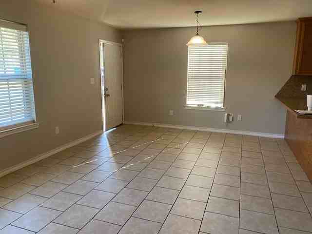 Nash Duplexes - Photo 3 of 12