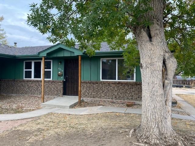 8913 Circle Drive - Photo 2 of 17