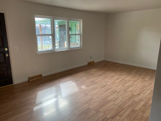 8913 Circle Drive - Photo 3 of 17