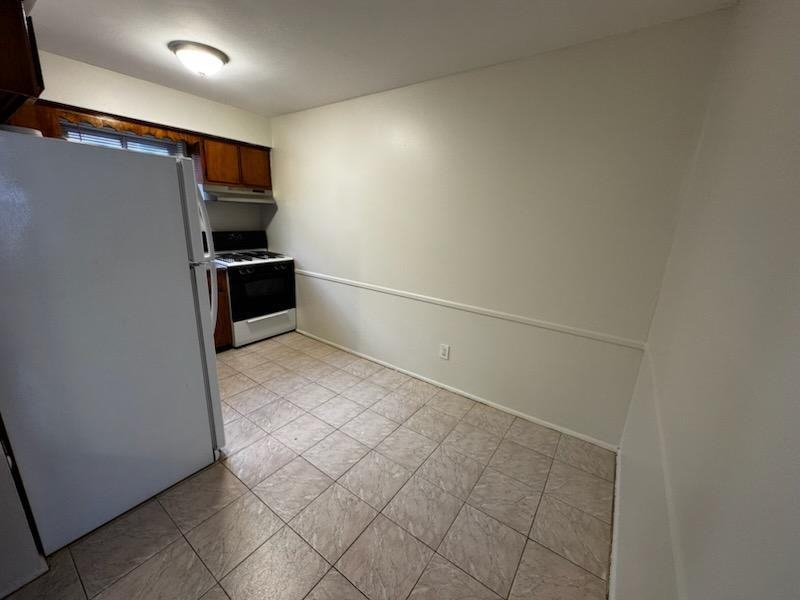 94 Warwick Avenue #1 - Photo 4 of 13