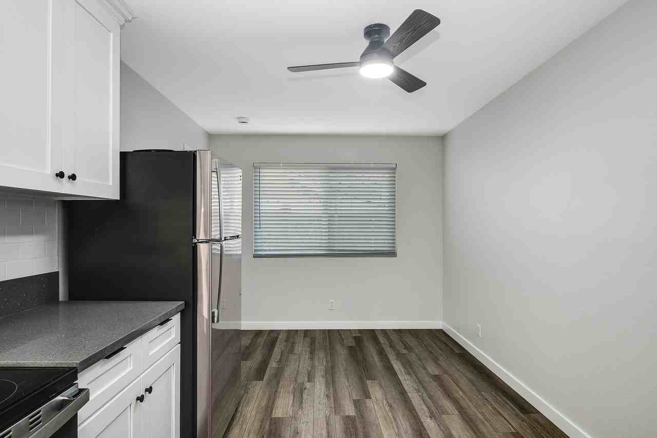 4142 44th Street - Photo 2 of 19