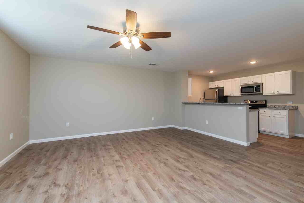 132 Alycia Drive - Photo 2 of 30