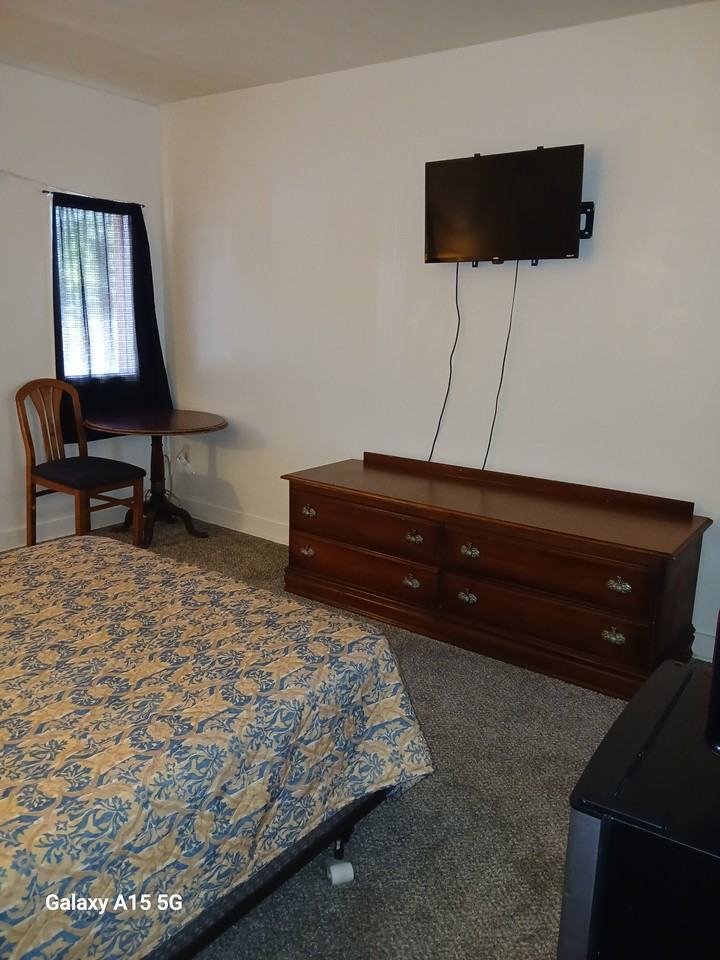 1950 Biglerville Road - Photo 4 of 16