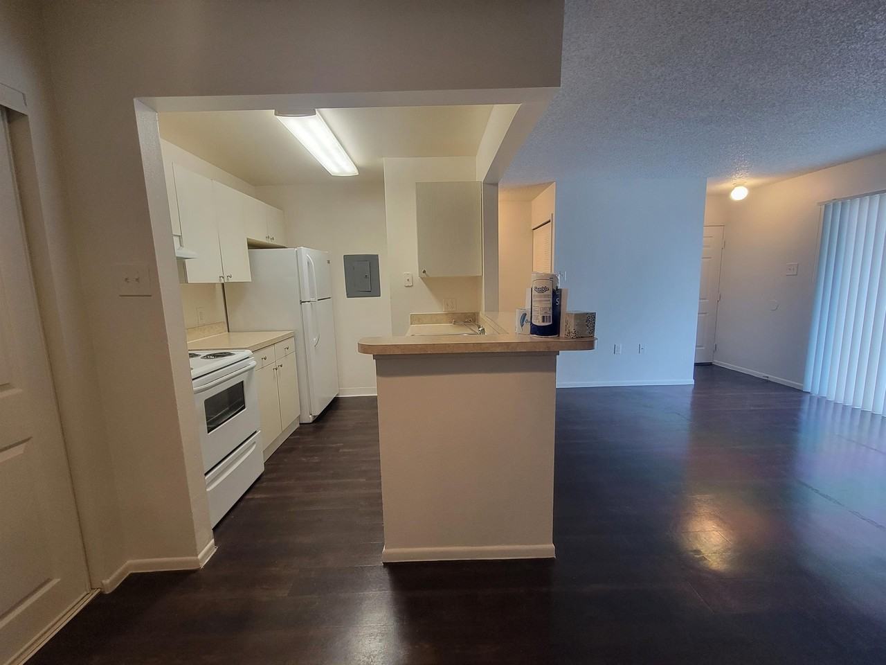 14-101 - Photo 4 of 8