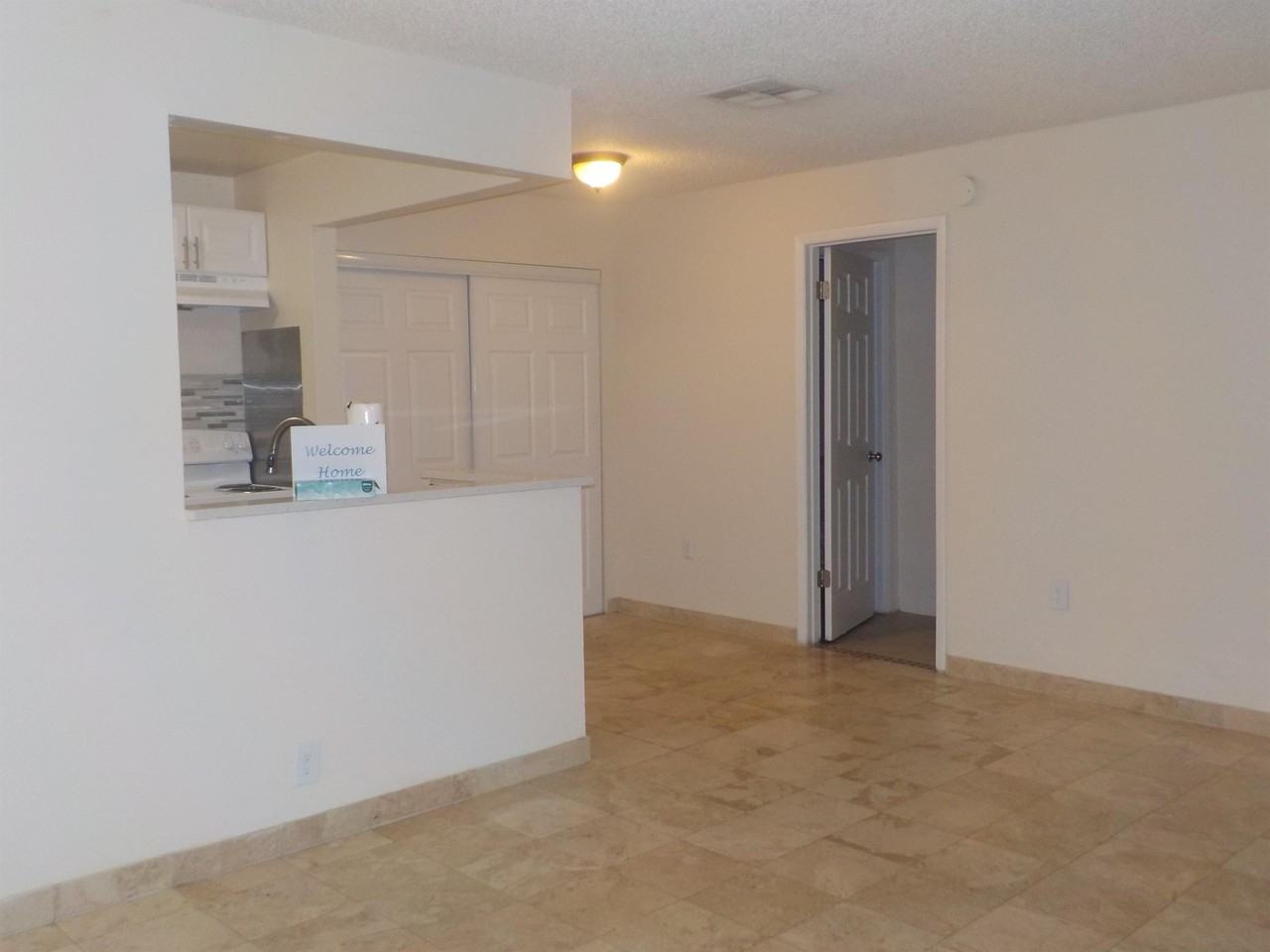 42-104 - Photo 2 of 7