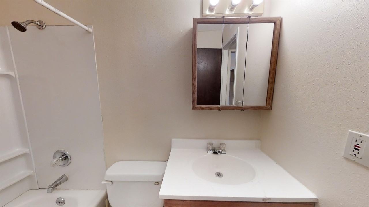 1820 A Ave - Photo 7 of 22