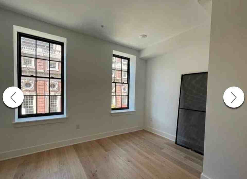 136 Chestnut Street - Photo 4 of 11