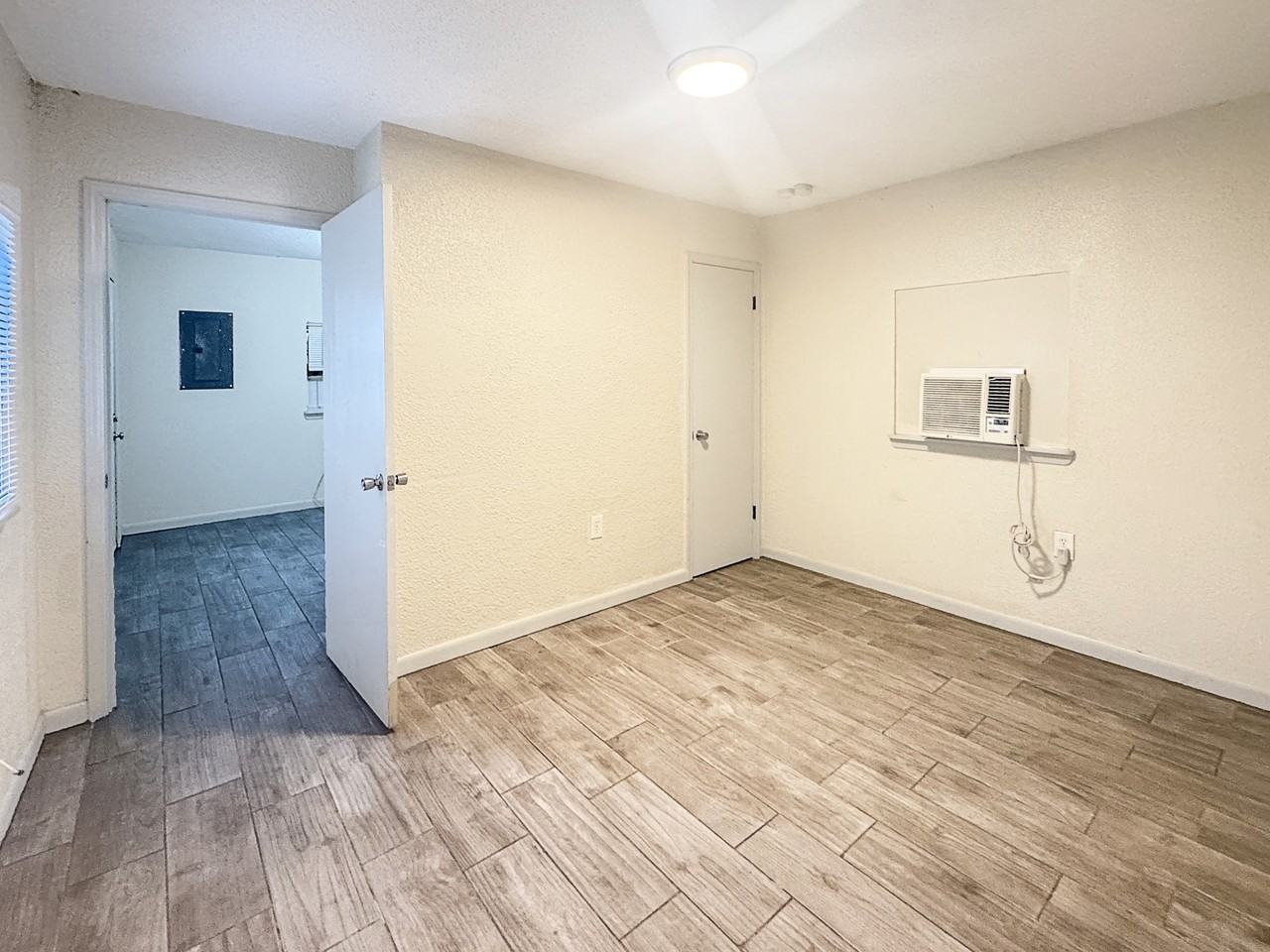 156 4th Street - Photo 3 of 6