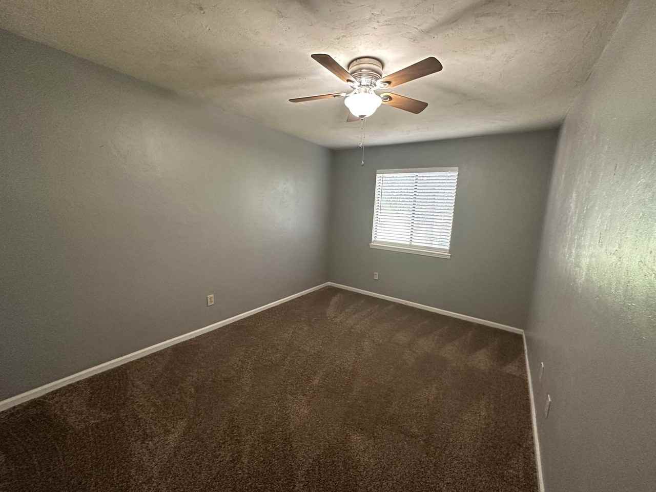 1474 Willow Bend Way - Photo 7 of 10