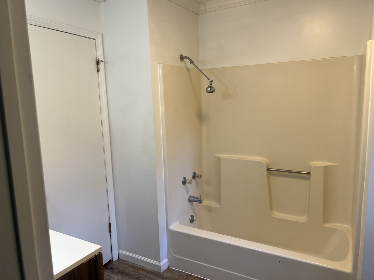 604 North Stewart Street - Photo 3 of 6