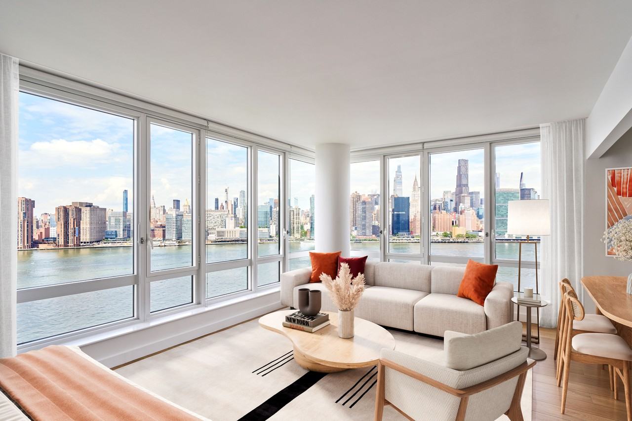 Gotham Point - Photo 2 of 50