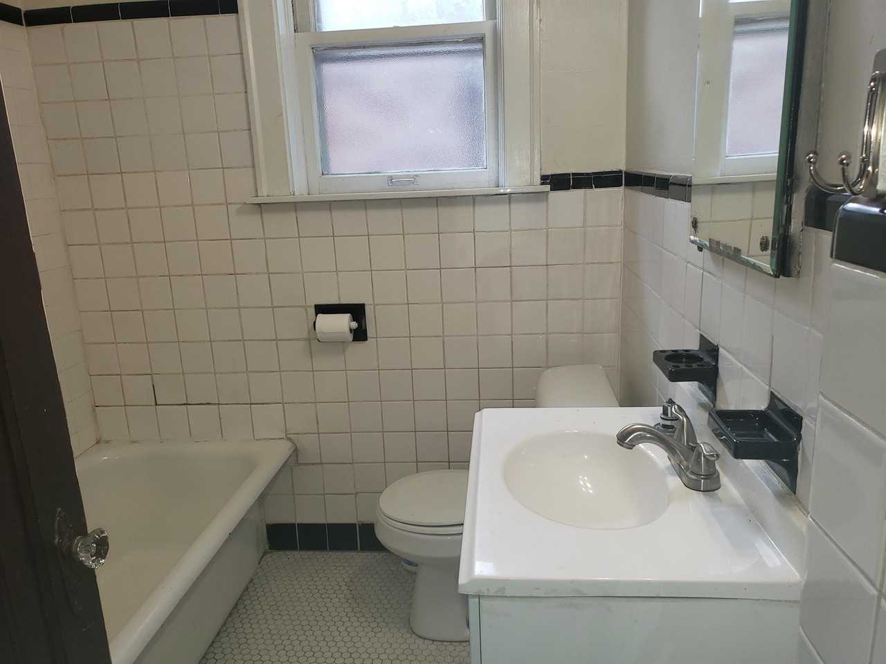 3847 - 3849 Alberta St - Photo 2 of 11