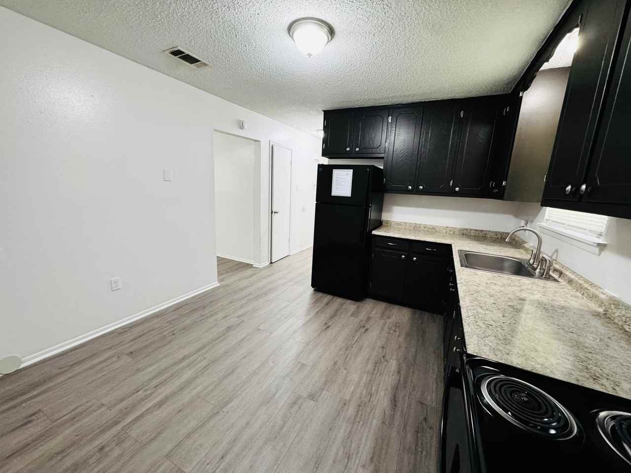 3617 Clayton Drive - Photo 7 of 19