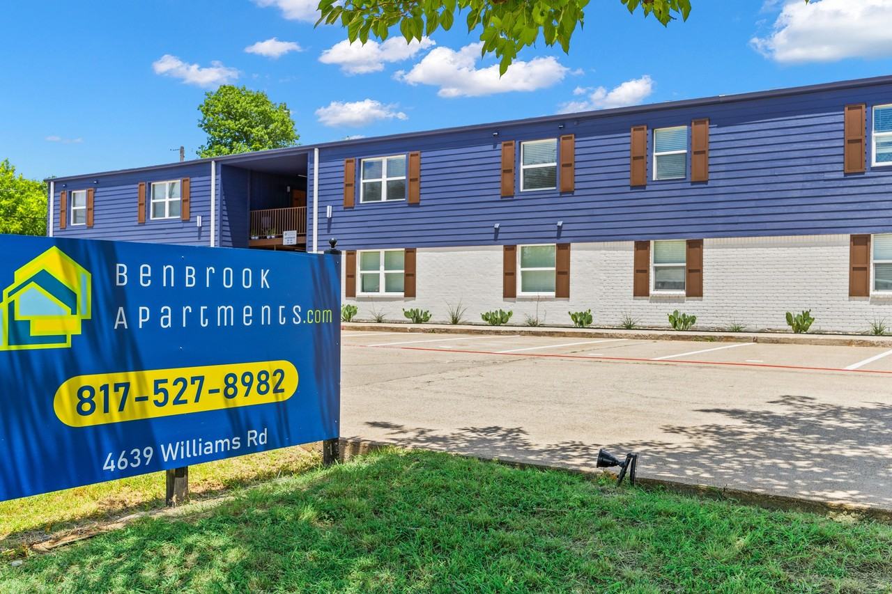 4639 Williams Road - Photo 7 of 25