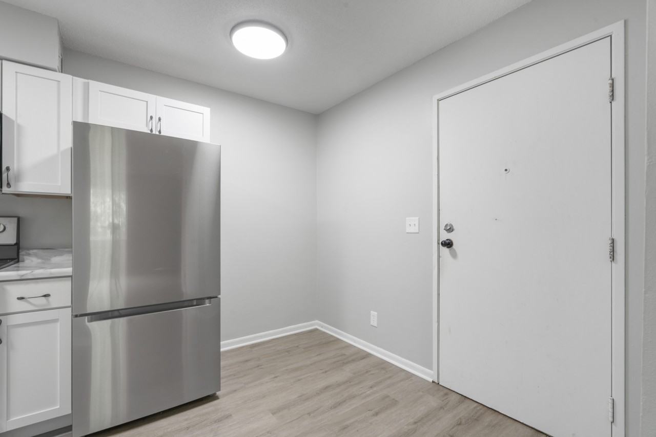 2899 5th Avenue - Photo 2 of 28
