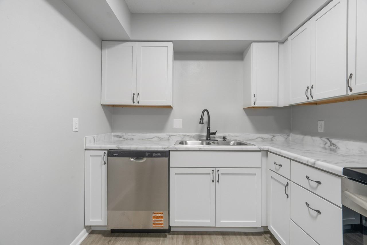 2899 5th Avenue - Photo 6 of 28